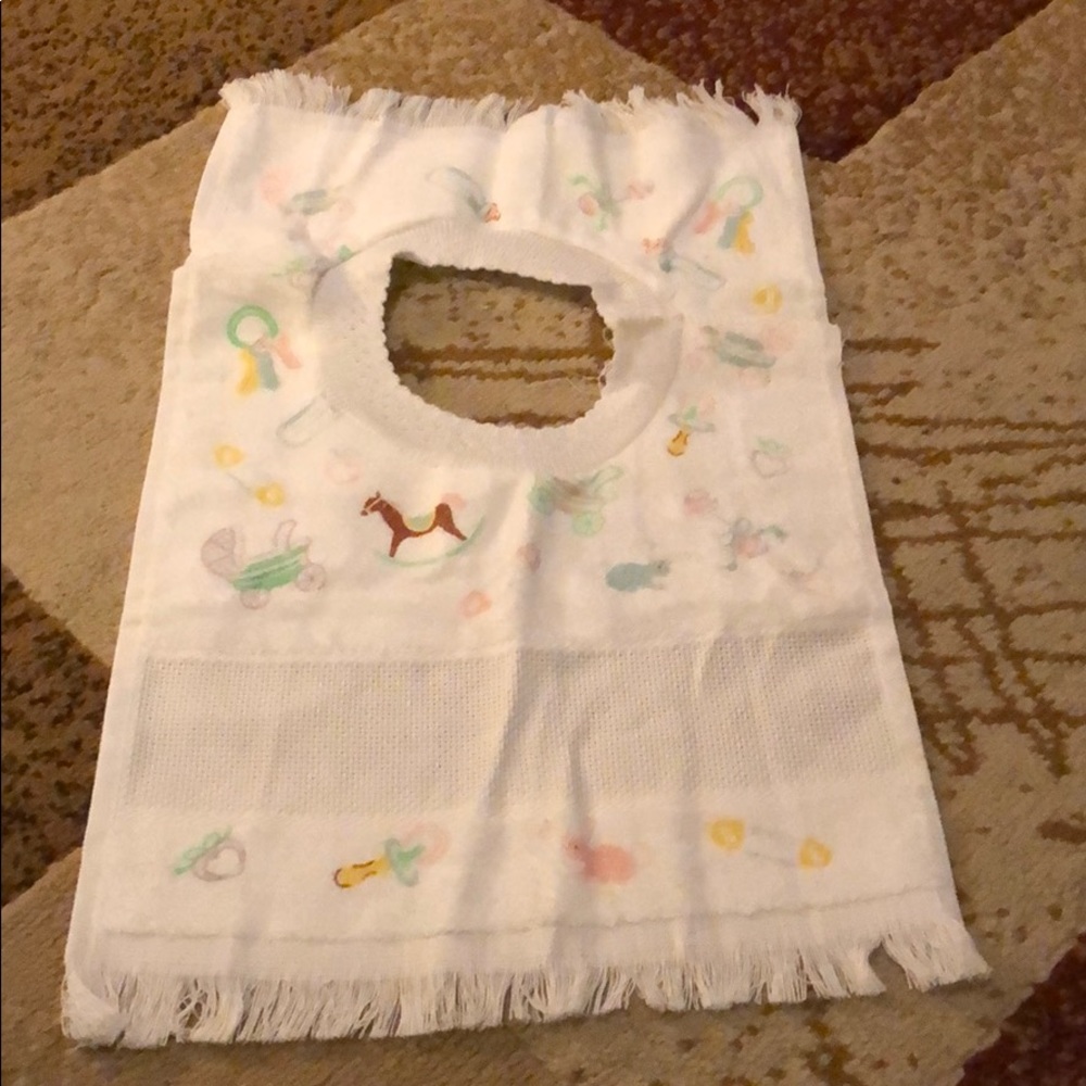 Wash cloth bib